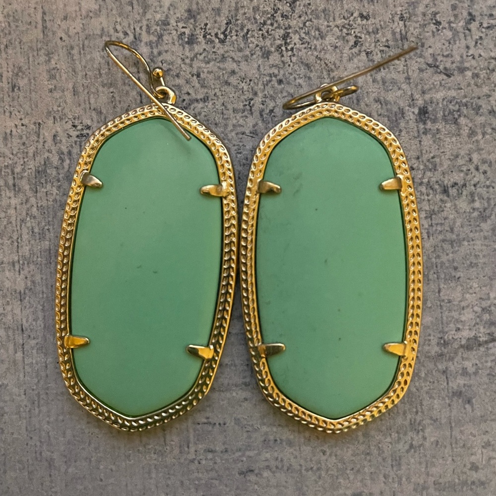 Kendra scott danielle drop earrings